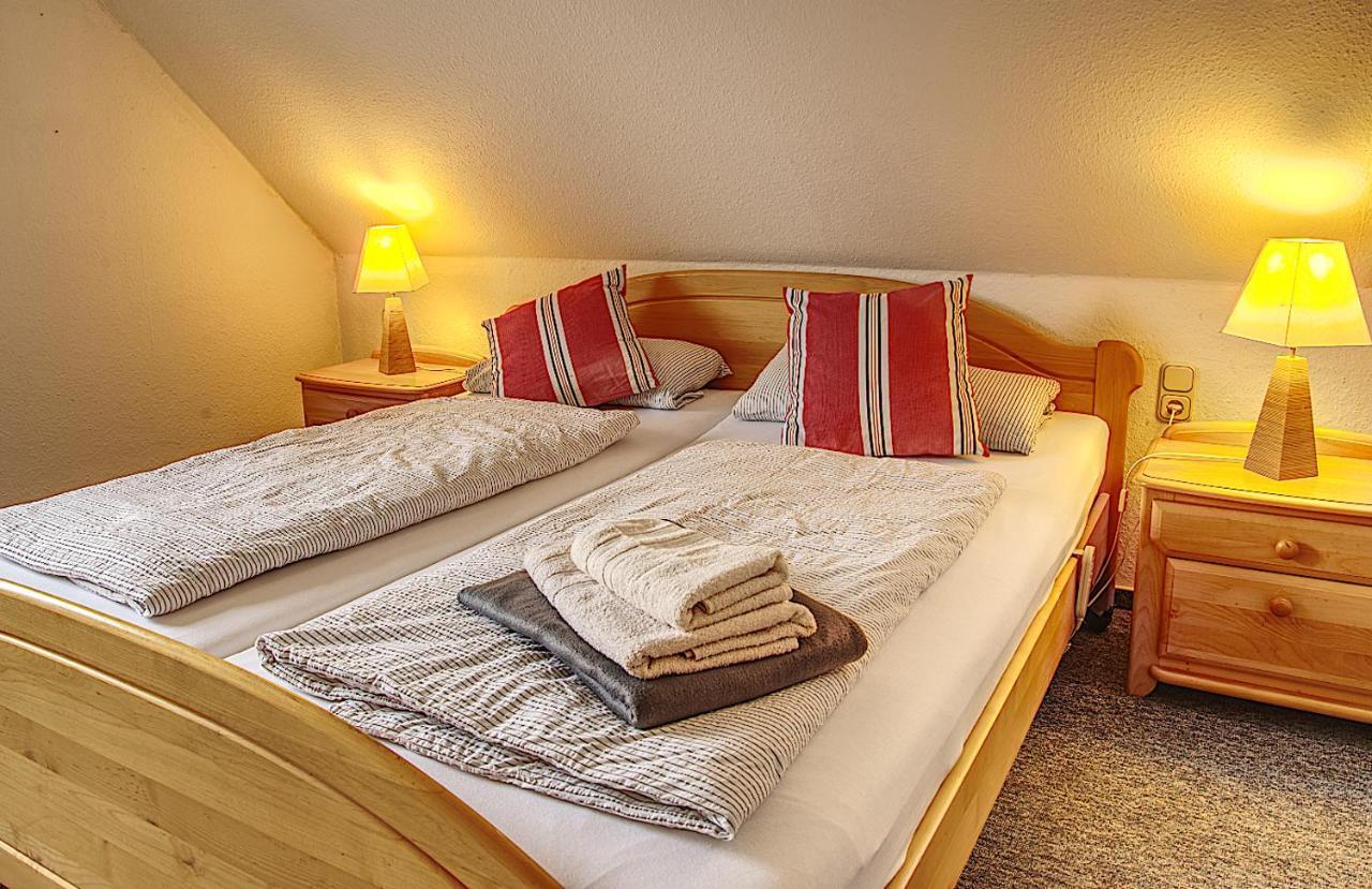 Ferienhaus Robbers Mit 3 Schlafzimmer Hatten Bagian luar foto